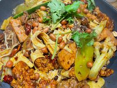 -小山城麻辣香锅(新邻生活广场店)