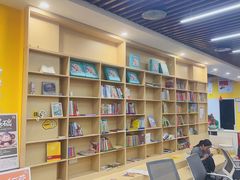 -优贝色彩儿童美术(松柏店)