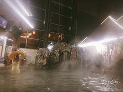 -裕龙汤泉