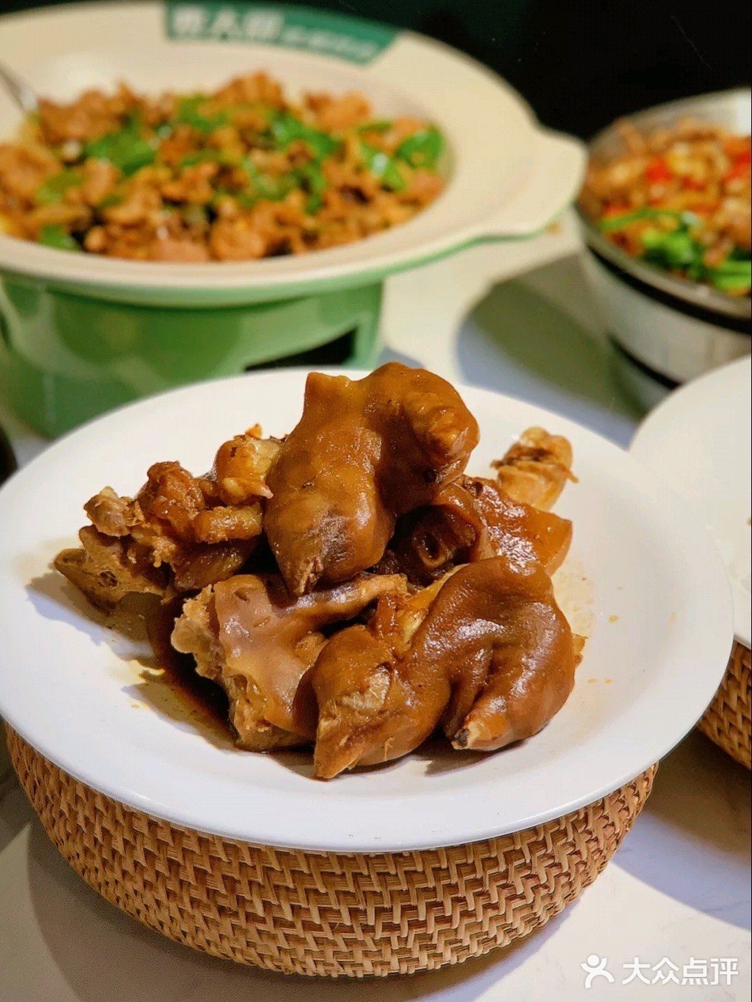 分量炒鸡足 吃不完只能打包了！