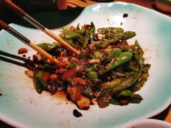 农家小炒肉-呷湘厨·鱼汤捞饭·剁椒鱼头·辣椒炒肉(国家会展中心店)