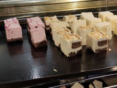 -阪尚皇·原切牛排·烤肉火锅自助(北京路店)