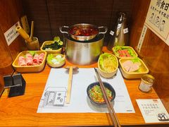 -独食火锅·半米屋台(直营总店)