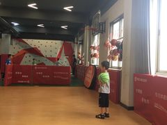 -悦动体能篮球羽毛球网球(三里河店)