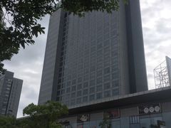 -上海浦东康桥绿地假日酒店