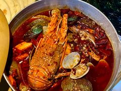 -鸣记脆皮烤鱼·海鲜烤鱼(三八广场店)