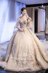 -MISS MIA 婚纱品牌馆