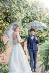 -现代经典婚纱摄影