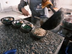 -正宗杨记普洱酸醋米线(总店)