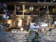 景观位-茅炒屋龙虾·烧烤·湘菜(新河路店)