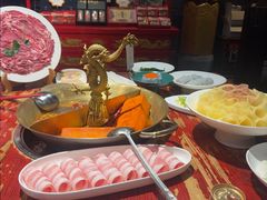 -小龙翻大江·小龙坎臻选店(太古里店)