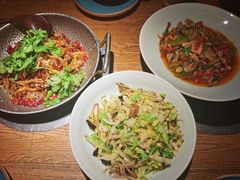 -吃饭皇帝大土家民族菜(正大广场店)