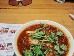 -诚铭记·虾仁汤包·成都小吃(融创店)
