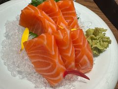 三文鱼-筱田の食堂·izakaya(淮海中路店)