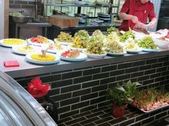 自助取餐区-红色根据地文化主题酒店(太湖街店)