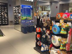 -迪卡侬(环球港店)