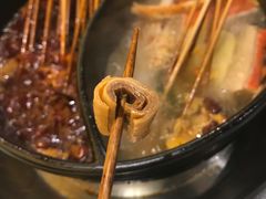 -两三事小郡肝串串香火锅(桂庙店)