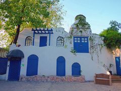 -金庭庄园酒店-停车场