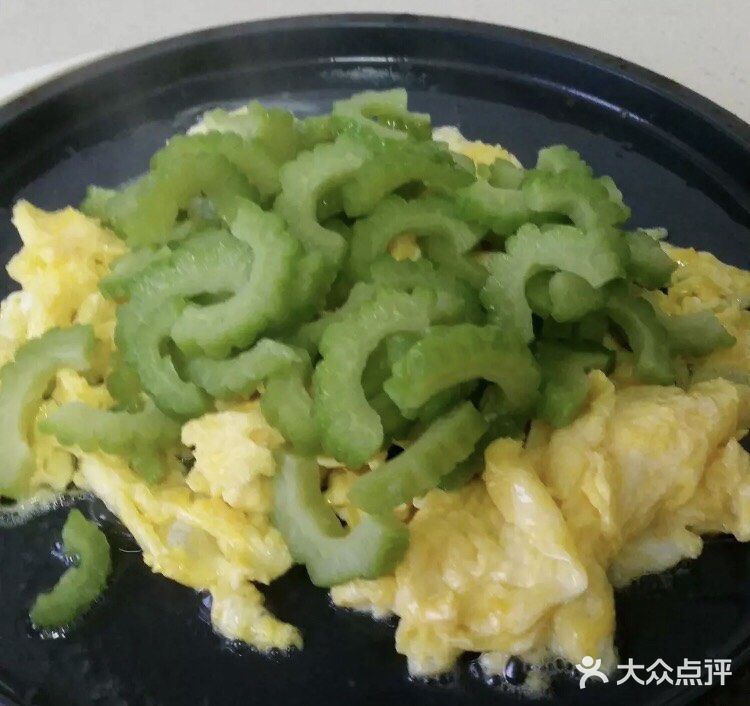 苦瓜炒鸡蛋