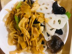 -碧中海汤泉汗蒸酒店