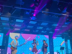 -星 Live House
