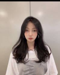 -变画·发型STUDIO