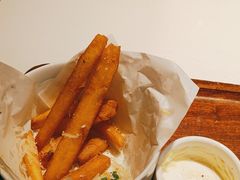 -阿妮叶李(光谷世界城店)