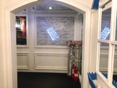 -爱舍美景酒店(燕儿岛路地铁站店)