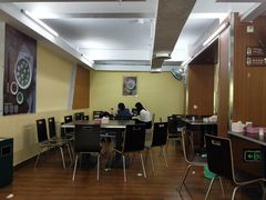 大堂-潮镇老尾牛杂(环城西路店)