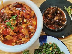 啤酒焖微辣剑骨鱼-渔太泰漓江小馆·广西融合菜(西街店)