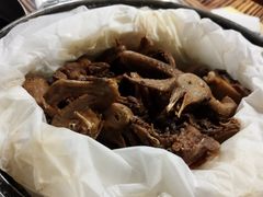 秘制盐焗乳鸽-侠成水上农庄(工业大道店)