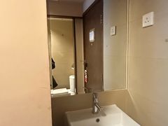 -香港华美达海景酒店