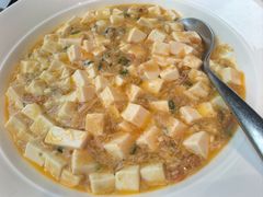 蟹粉豆腐-屋里厢上海菜馆