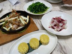 -香港百合居(LCM置汇旭辉广场店)