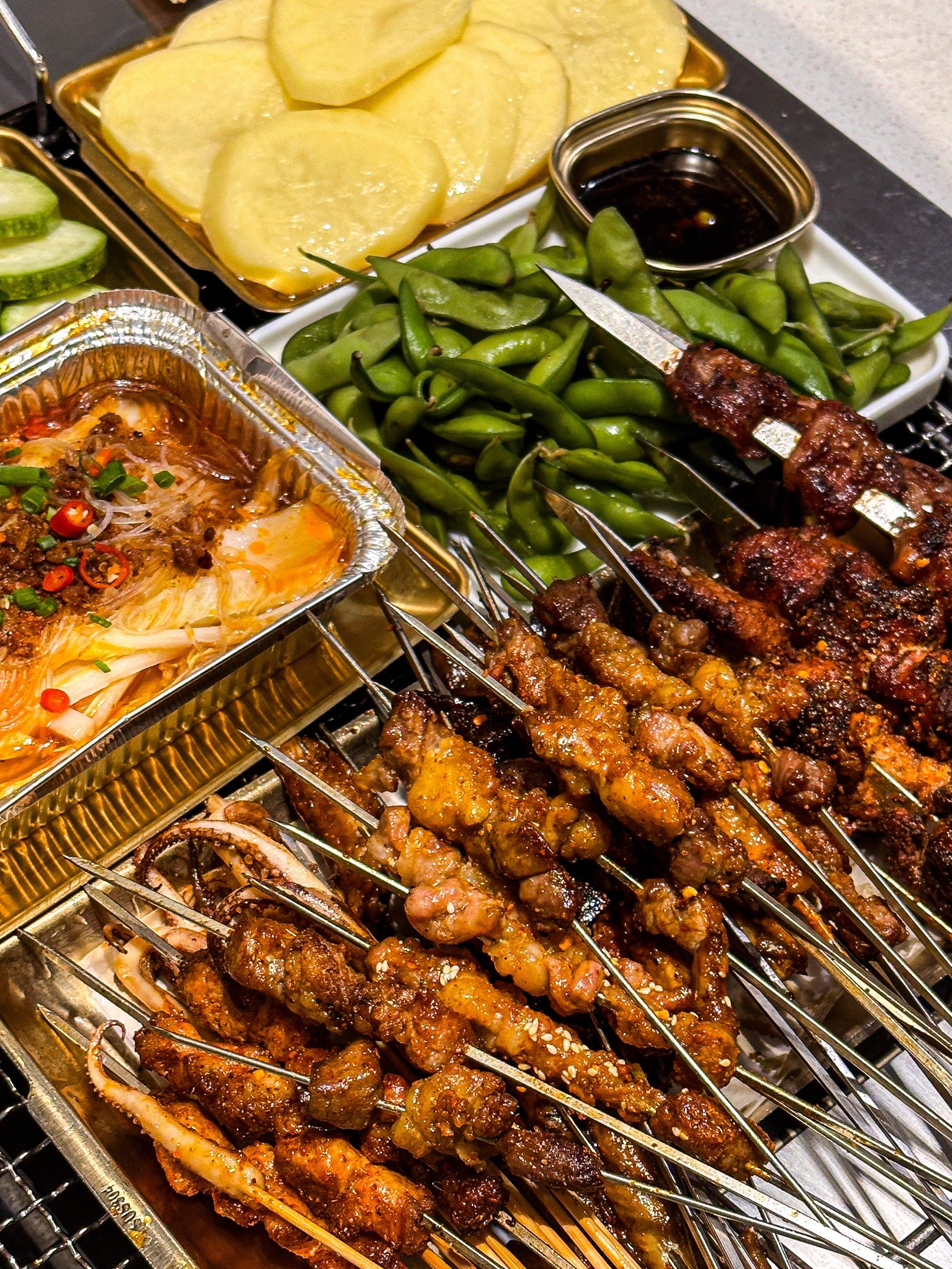 这个假期深夜食堂安排一下子咯撸串的幸福感直接