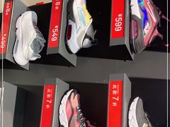 -NIKE上海青浦优选体验店