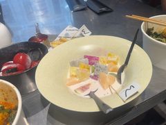 -W COLLECTIVE  DESSERT SHOP