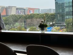 -上海虹桥中心爱琴海亚朵S酒店