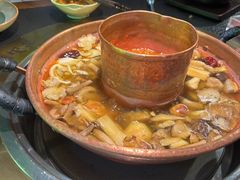 -菌自由丨野生菌火锅特色庭院餐厅(丽江古城店)
