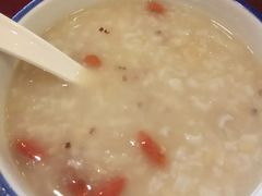 雪梨桃胶银耳羹-宏状元现熬粥·京味菜(三里河店)