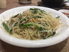 普宁炒面线-百年银屏蚝烙·潮汕菜·非遗(乐山店)