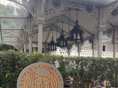-Raffles Courtyard(莱佛士酒店)