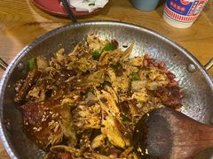 手撕扁担鸡-吃饭皇帝大土家民族菜(正大广场店)