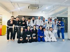 -EFL巴西柔术·综合格斗·泰拳·少儿体能训练(虹桥德必馆)