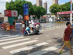 -大润发(勤业店)