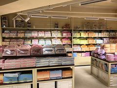 -鹏佳腾学生文创(韩国商品批发城店)