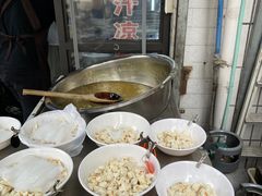 -何老二卤汁凉粉