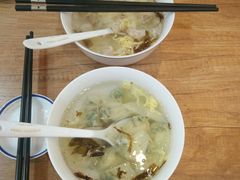 鲜肉小馄饨-景芳周大姐(国大城市广场店)