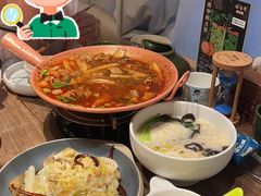 -云海肴·汽锅鸡·云南代表菜(浦江欢乐颂店)