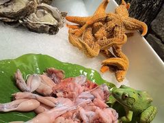 -四囍码头海鲜烧烤自助火锅(外滩南京东路悦荟广场店)